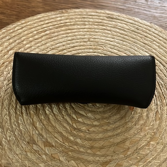 Ray-Ban Sunglasses Pouch Case - Picture 9 of 9